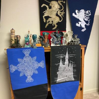 Dragon Decorative Collectibles with Flags