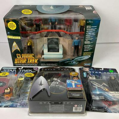 Star Trek Playset and Figurines