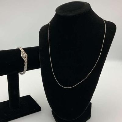 10K Gold Necklace and Bracelet Set