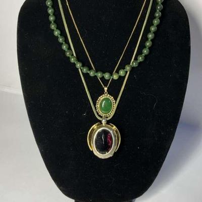Gemstone Jewelry Set with Pendant and Earrings