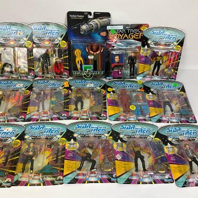 Star Trek Collector Lot – Action Figures & Collectibles