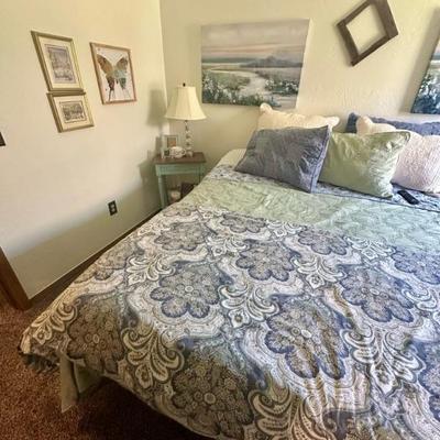 King Size lift mattress - single mattress  w/o split