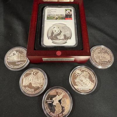 Lot 248: US Silver Dollars