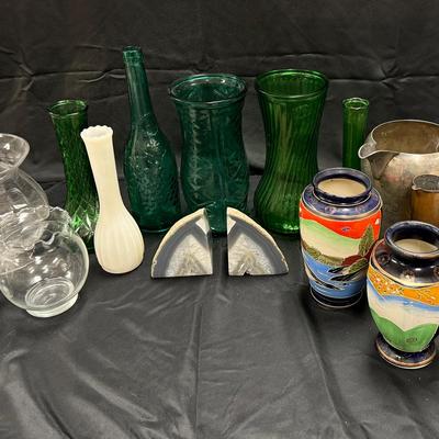Lot 402: Unique Vases For Your Flower Arangements