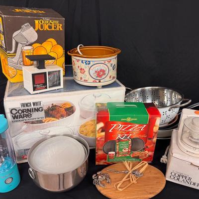 Lot 206: Kitchen Essentials