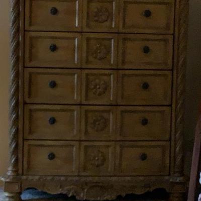 Chest Of Drawers Lot1