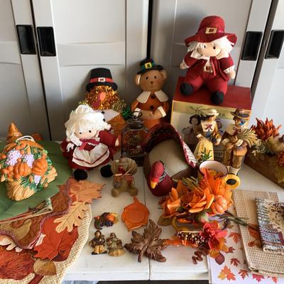 Thanksgiving Decor