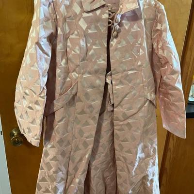 Fun vintage clothes from 20s, 30s, 50s, 60s and 80s