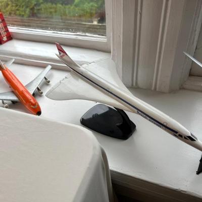 Air Jet desk model airplanes