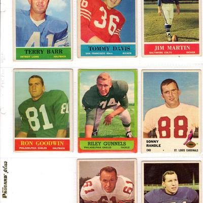 1963 Topps Football Card Collection