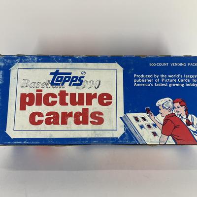 1990 Topps Baseball Picture Cards Box