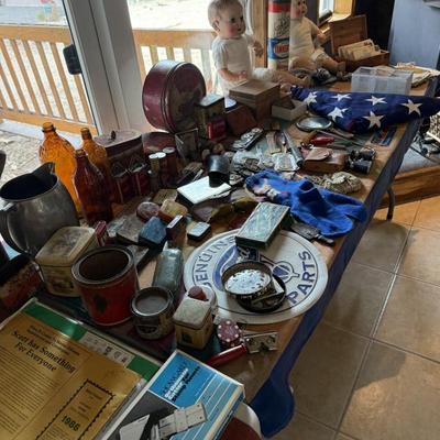 Estate sale photo