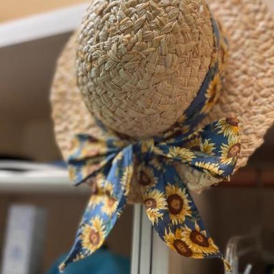 Sale Photo Thumbnail #437