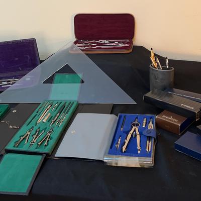 AT146 Architectural Tools And Pens Drafting