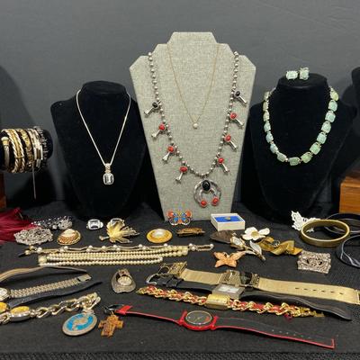 AT809 Belle Badgley Mischka Necklace And Fine Watches