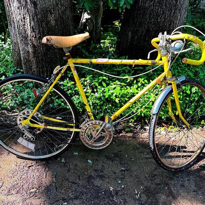 AT423 Vintage Yellow Grant Sport 10 Speed Bike