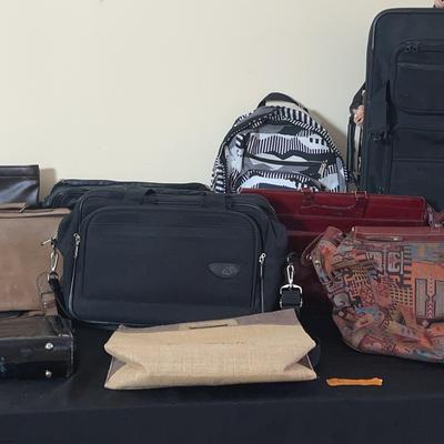 AT134 Luggage 