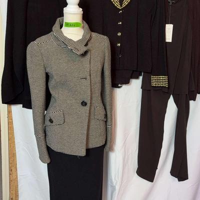 AT224 Knits And Silk 