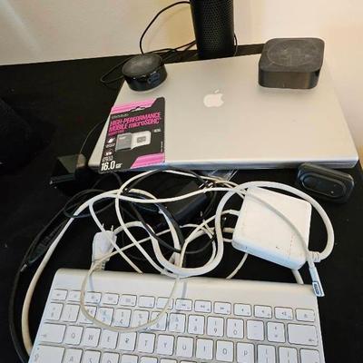 AT321 Apple Computer A1229 Keyboard 2 Amazon Alexas Wires