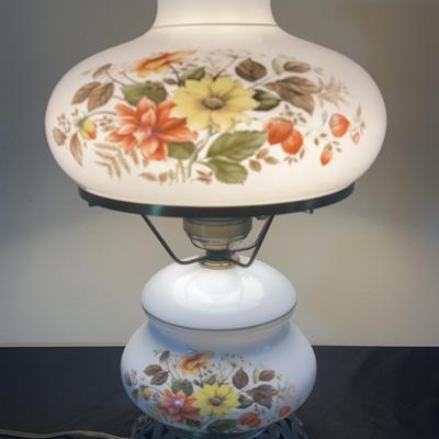 AT206 Hurricane Lamp
