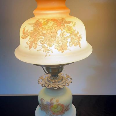 AT207 Hurricane Lamp 