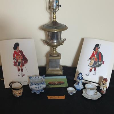 AT347 Brass Urn Lamp And Hiram Walker Regimental Series Prints 