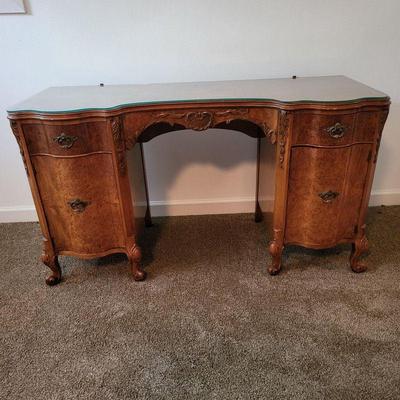 Plane Tree Cluster Maple Vanity Dresser