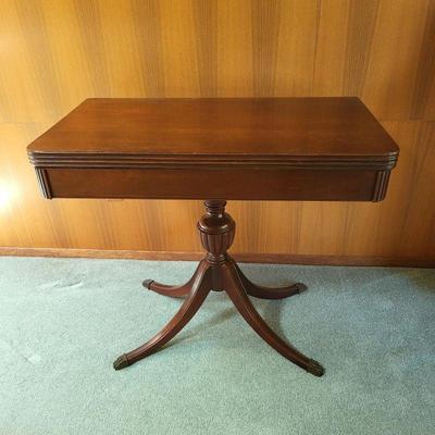 Federal Duncan Phyfe Style Convertible Mahogany Card Table