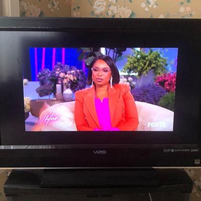 32” Vizio VO320E Flatscreen Television