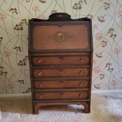 Southern Style Wood Hidden Desk
