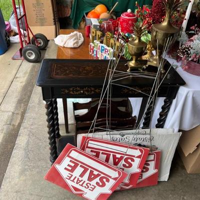 Estate sale photo