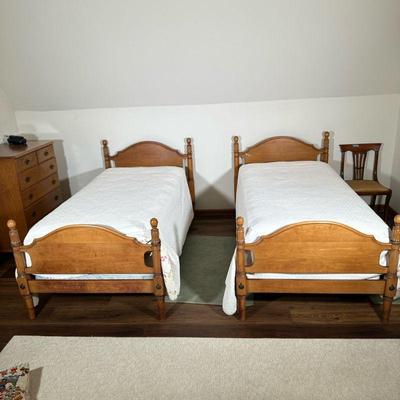 (2pc) Traditional Style Twin-Sized Bed Frames | Vintage Traditional Style carved wood twin-sized bed frames. Bedding not included....