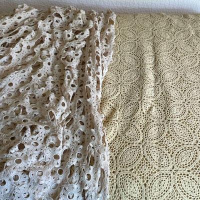 (2pc) Crocheted Throw Blankets | Vintage hand-made crocheted throw blankets.