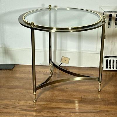Brass & Glass Side Table | Vintage (1960's) Hollywood Regency style round brushed brass side table with glass top insert. - h....
