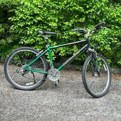 Specialized "Expedition Sport" Bicycle | Make: Specialized Bicycle Model: Expedition Sport Material: Premium Aluminum Gears:...