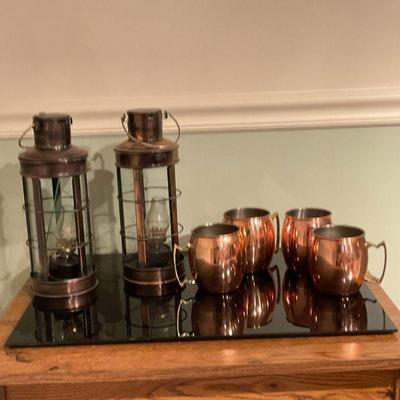 (6pc) Brass/Copper Oil Lamps & Moscow Mule Mugs | Pair (2) of vintage brass/copper hurricane oil lamps with handles and set of four...