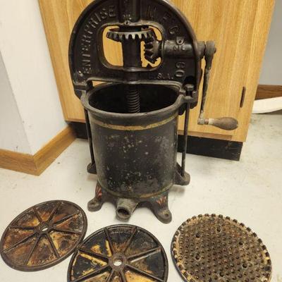 Estate sale photo