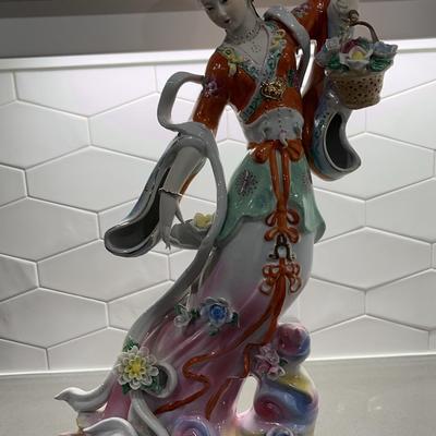 Vintage Porcelain Geisha Girl Statue 22-1/2” Tall X 13” Wide