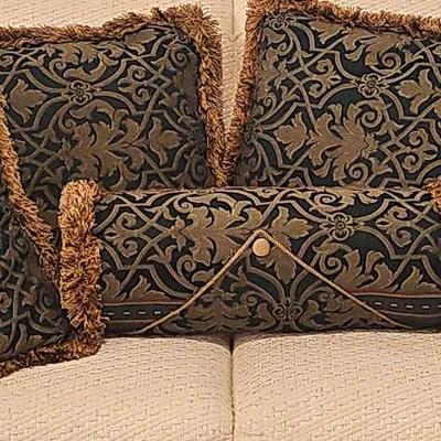 6 Green And Gold Decorative Pillows With Pillow Roll