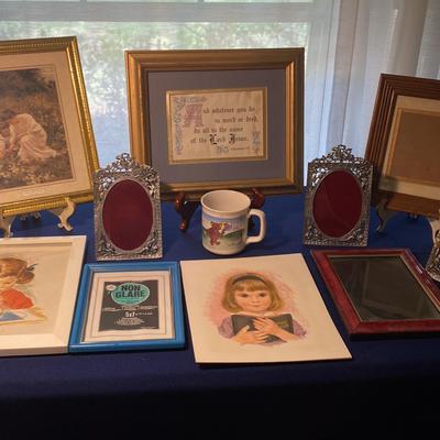 Wooden and Colorful Picture Frame Assortment & Prints