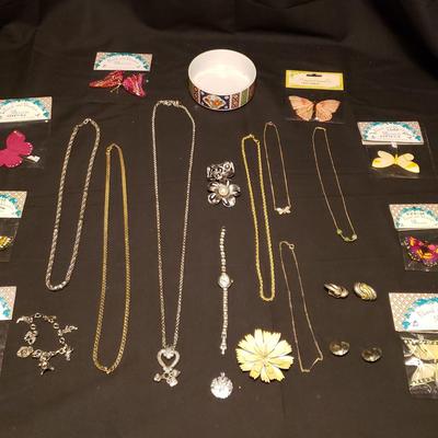 Silver and Gold Tone Jewelry Assortment with Floral Garden Butterfly Accents & Jewelry Dish 