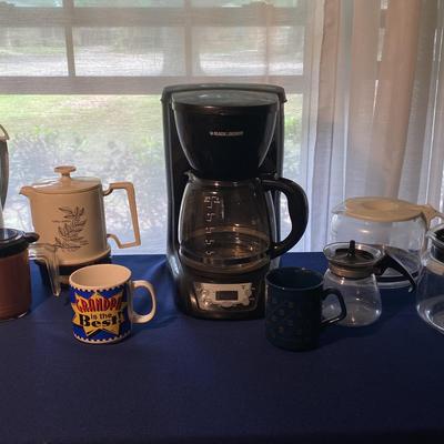 Black & Decker Coffee Maker and Coffee Pot Assortment 