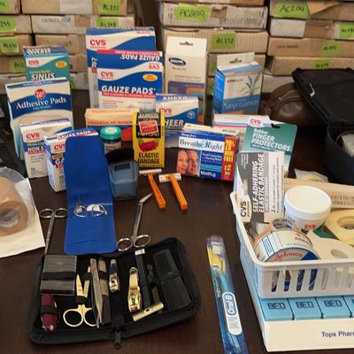 Medical Supplies, Razors 