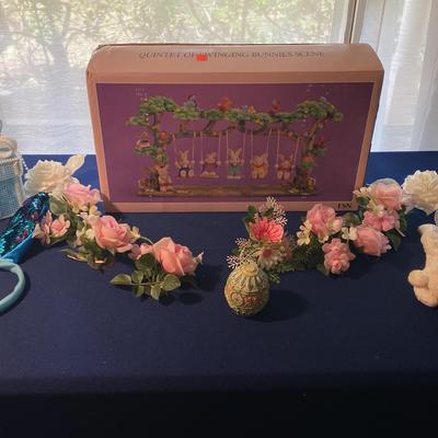 Quintet of Swinging Bunnies Scene and Easter Flowers Assortment & More