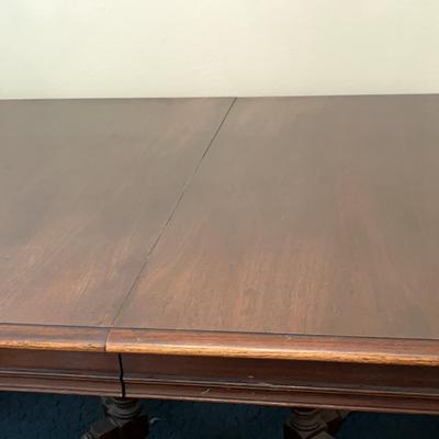 Antique Dining Table With Leaves 