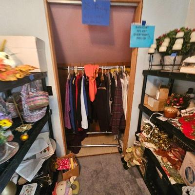 Sale Photo Thumbnail #16