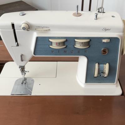 Singer Sewing Machine With Cabinet Accessories And Manuals 