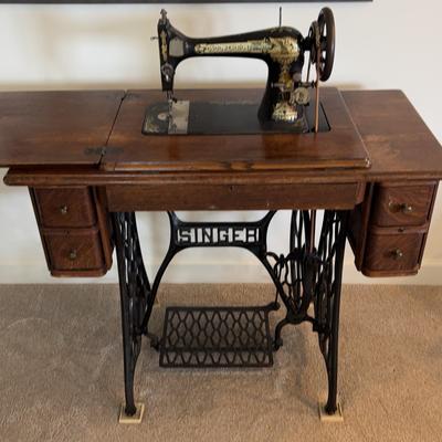 Antique Singer Sewing Machine & Table