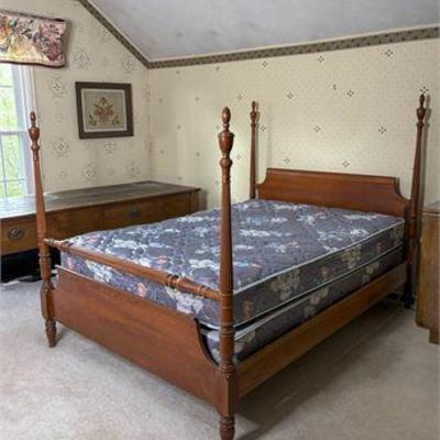 Full Poster Bed .jpg