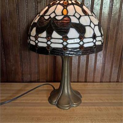 Stain Glass Table Lamp .jpg